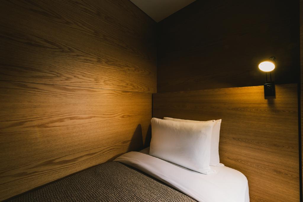 Nest Hotel Inčchon Exteriér fotografie A capsule hotel room in Tokyo